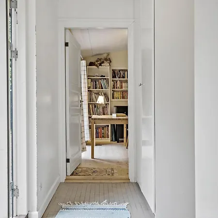 Lovely In With Wifi Holiday home