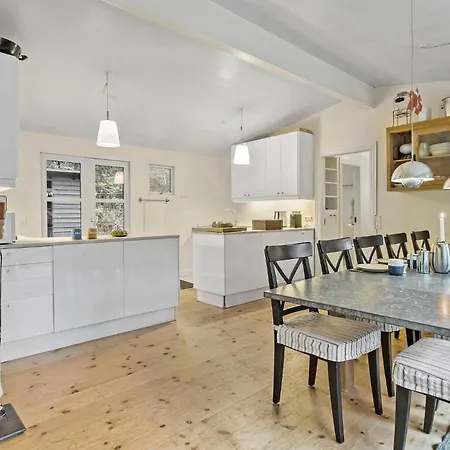 Дом отдыха Lovely In With Wifi Vig